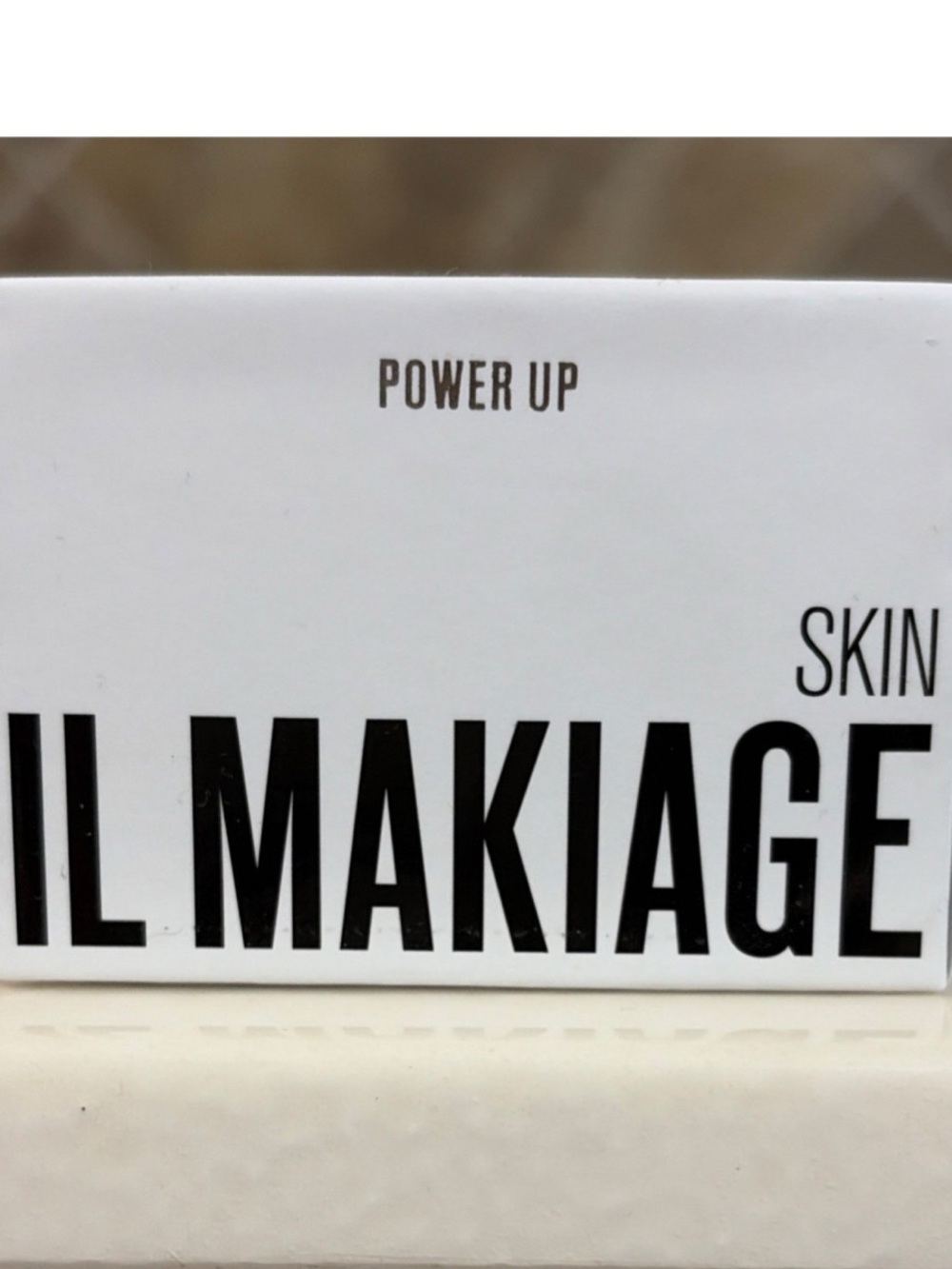 IL Makiage Power Up Eye Treatment Brightening Anti-Aging Niacinamide  15ml